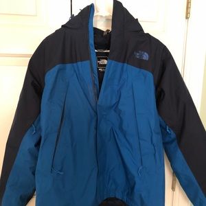 Men’s North Face coat